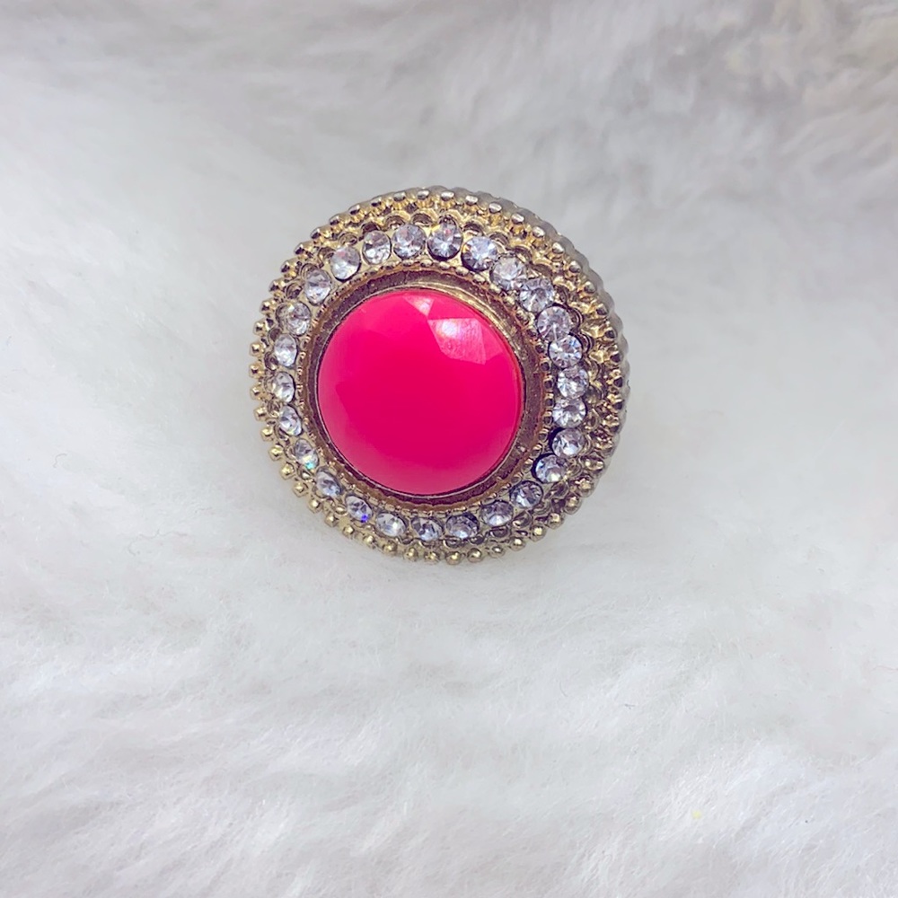 Cocktail Ring Designer Quality Lots of Sparkle